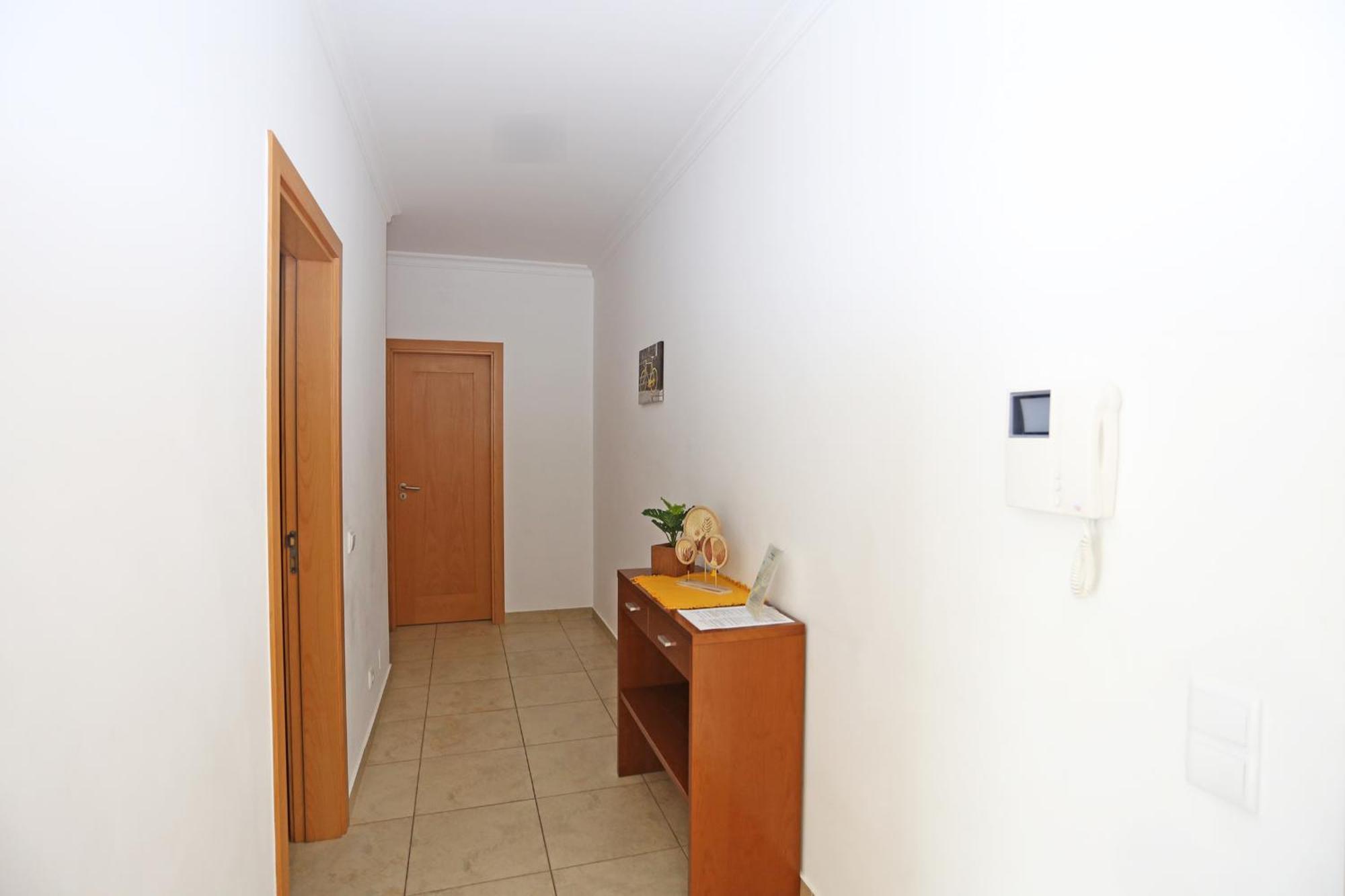 A04 - Large Modern 1 Bed Apartment With Pool Lagos Esterno foto