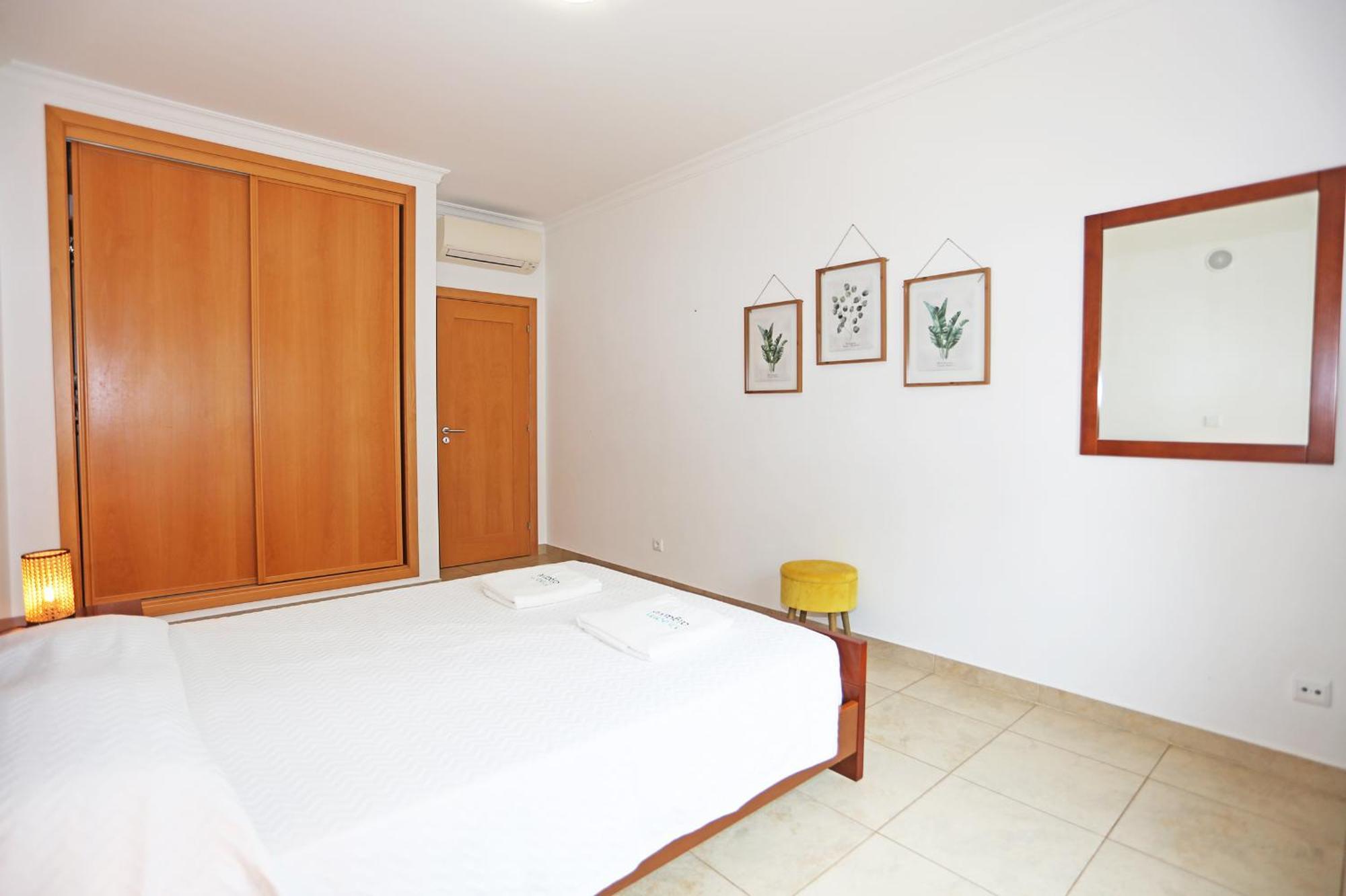 A04 - Large Modern 1 Bed Apartment With Pool Lagos Esterno foto